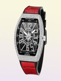 Horloges Horloge Men039s Frank Wine Bucket Large Dial Starry Belt Yacht Diamond Retro Creative Watches5720179