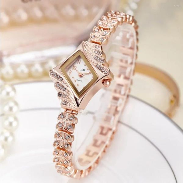 Montres-bracelets Montre Femmes Diamant Incrusté Robe Bracelet Coréen Bracelet En Acier De Dame Quartz Ins Style Dames Relogios Feminino