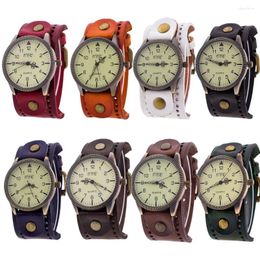 Montres-bracelets Montres Femmes Montre De Mode 2023 Cuir Vintage Hommes Quartz Montre-Bracelet Zegarek Damski Reloj Mujerrelogio Feminino