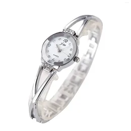 Relojes de cuarzo de pulsera impermeable para pulseras Mujeres elegantes Analógicas Muñeco de pulsera Recomendaciones elegantes y elegantes