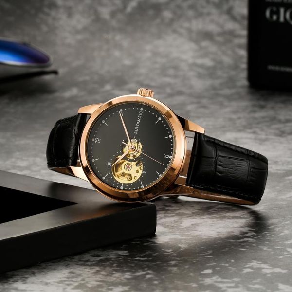 Relojes de pulsera Reloj automático para mujer Banda de cuero suave Movimiento mecánico Gota de viento automático Reloj para mujer Mekanisk Klocka AutomatiskWristwatches