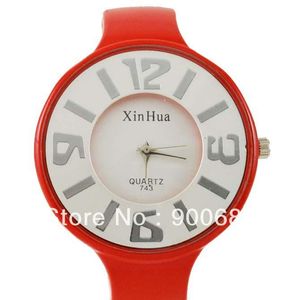 Relojes de pulsera para mujer, relojes grandes, brazalete de cuarzo de acero inoxidable, reloj informal rojo para mujer, venta de liquidación, gota