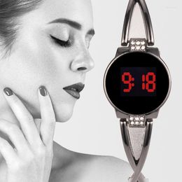 Polshorloges dames armband horloges luxe digitale pols kijk kijken kleine wijzerplaat vrouwelijke led elektronische zilveren rosé goudklok casual hect22