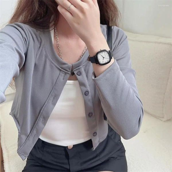 Relojes de pulsera Reloj de cuarzo para mujer Lindo y elegante Dial cuadrado Moda para mujer con imitación suave para estudiantes