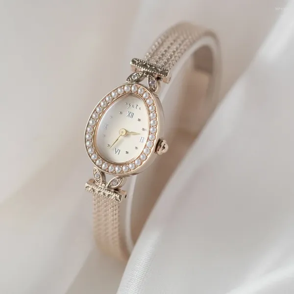 Montres-bracelets pour femmes, luxe léger, petit marché, perles de haute qualité, pointeur cool et vintage, étanche