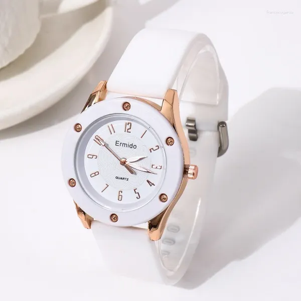 Montre-bracelets Woard Watch Silicone Strap Wristwatch Quartz Watchs Women Clock Casual Female Cadeau Montre Femme Reogio Feminino