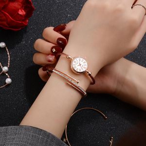 Horloges Vrouwen Kleine Gouden Armband Luxe Horloges Legering Dames Quartz Horloge Merk Casual Dress Colck Gift
