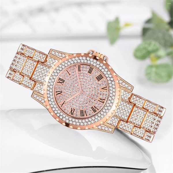 Relojes de pulsera Reloj de mujer 2023 Oro Plata Color Redondo Diamante Cuarzo Temperamento de lujo Relojes de pulsera Reloj romano Relogio Feminino