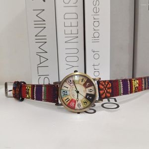 Relojes de pulsera para mujer, reloj de pulsera con indicador de esfera redonda, correa ajustable, cierre de hebilla decorativa Anti-Vintage, estilo étnico para mujer