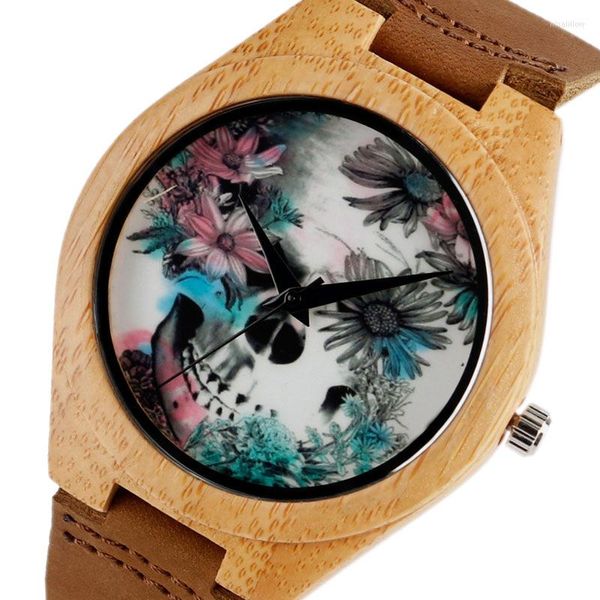Relojes de pulsera Relojes de mujer Pulsera Reloj de bambú Señoras Diseño fresco Flor Cráneo Madera Hecho a mano Banda de cuero real Casual Naturaleza Reloj de madera
