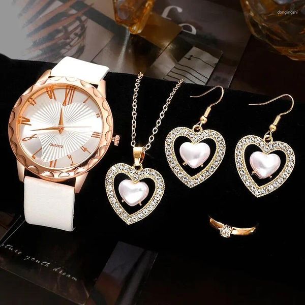 Wallwatches Women Watches Elegant para Romantic Heart Quartz Wallwatch Ladies Simple Casual Set Regals Regals