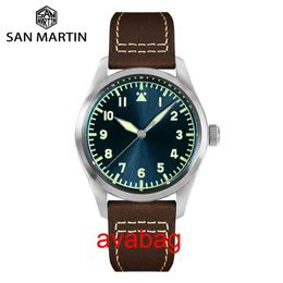 Polshorloges polshorloges San Martin Mechanische automatische heren pols horloge yn55 waterdichte 200m roestvrijstalen licht horloges voor eenvoudige sport