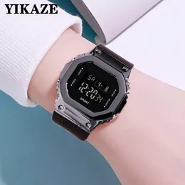 Montre-bracelets Yikaze Digital Watches for Women Men Men Classic Outdoor Military montre multifonction horloge étanche à LED LED 3