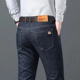 Wthinlee Men Spring en Autumn Denim Jeans broek regelmatig fit rechte rekbedrijf Casual Solid Color Hoge Kwaliteit 240418