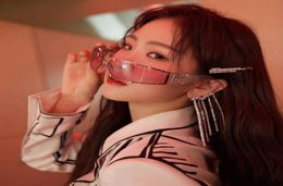 Wu Yifan Rivet Robot Gafas de sol Femenino Inscribe Celebridades Decoración de maquillaje Trendy Y2K Play Hiphop Glasias a prueba de viento Male5304498
