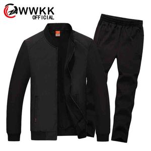 WWKK Mannen Trainingspakken Solid Color Sportswear 2020 Herfst Herenjas + Broek Trainingspak Mannelijke Sweatshirt Casual 2 Stuk Set Casuais Y1221