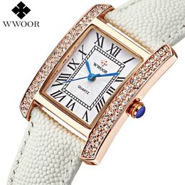 WWOOR Diamant Robe Montre Pour Femmes Marque De Luxe Dames Rose Or Carré En Cuir Montres Cadeau Analogique Quartz Femme Bracelet Horloge 210527