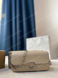 Wyg White 23cm 2024 Nieuwe designer schoudertas Flip Cover Fashion Chain Crossbody Tassen voor dames dameshandtassen en portemonnees kleine vierkante tas