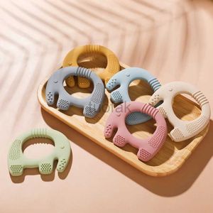 Toys de dents X02T 1 Food Grade Baby Silicone Tooth Elephant Wooden Rague Jouet sans bisphénol A MOWING CARE D dents Gift D240509