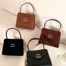 Xiao xiang feng sac à chaîne givré boucle de verrouillage rétro sac à bandoulière simple sous les bras sac à main minimaliste automne et hiver pour femmes