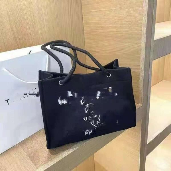 Xiaoxiangfeng 2024 NUEVA Internet Celebrity Fashion Tote One Shoulder Handheld Canvas Shopping Bag 75% Factory al por mayor