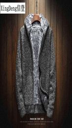 Xingdeng Men Pulllaon chaud abordable à la mode épaisse à sweats à sweats de sweat à capuche mâle