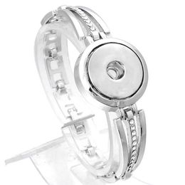 Xinnver Snap Bracelet breloques à assembler soi-même Bracelets en argent Bracelets avec cristal ajustement 18mm boutons pression pour les femmes bijoux ZE368208Z