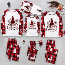 Noël famille Look pyjamas Santa arbre Patchwork joyeux Noël mère fille correspondant vêtements décontracté doux vêtements de nuit 231226