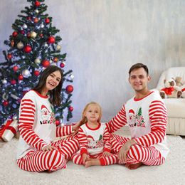 Noël famille correspondant tenues adultes enfants pyjamas ensembles vêtements de nuit d'automne rayé père noël imprimé vêtements de nuit de noël