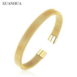 Xuanhua roestvrij staal sieraden voor vrouw prikkeldraad manchet armband mode zomer sieraden accessoires mass effect q0719