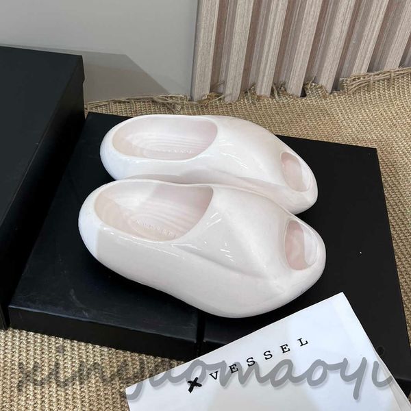 XVESSEL, marque de luxe chinoise, pantoufles de créateurs, pantoufles de pain Couple 009