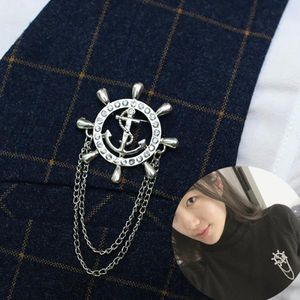 XZ09 Navy Style High-End Chain Tassel Ship roer heren en dames broche Japans en Koreaans Chaoren schip Anchor Suit Badge Badge Badge