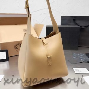 Sac de créateur Y-2, sac de shopping pour femmes, mode légère, sac sous les bras, sac poubelle, sac fourre-tout, simple et polyvalent, logo classique en grosse lettre 825916