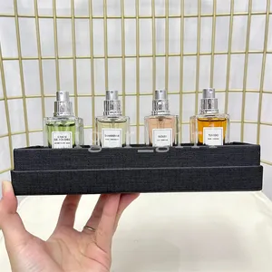 Parfum de marque Y pour femmes, ensemble de parfum de qualité supérieure, 4 pièces/ensemble avec boîte, Le Vestiaire Des Parfums avec buse, parfum de voiture longue durée, cadeau de saint-valentin