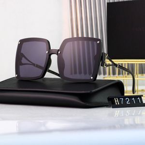 Y MENS MENSES DÉCHERCHER BOLLE SUMPLASSES DESIGNES SUR LES VERRES SUR ROUNE CHAT GOLD CAT Eye Frame Luxury Glass Lens Goewear for Man Women Beach Outside With Box AAA 7211 SL51