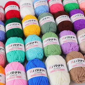 Fil tricoté à chaud 25g/fil de crochet de boule utilisé pour tricoter le fil de laine peigné à la main de lait de bébé de coton bon marché P230601