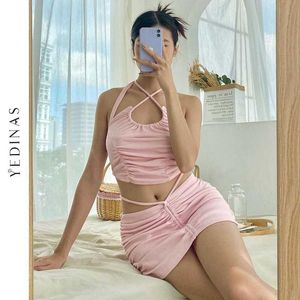 Yedinas Robe d'été Ensembles Sexy Femmes Mini Jupe Dos Nu Crop Top Deux Pièces Shorts Costume Camisole Halter Tenues Vacances 210527