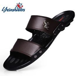 Yeinshaars décontracté marque célèbre hommes sandales chaussures pantoufles de tongs d'été chaussures de plage chaussures en cuir sandalias zapatos hombre 240511