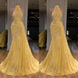 Jaune 2020 Sexy Robes De Bal Col Haut Paillettes Une Ligne Perlée Robes De Soirée De Luxe Plume Formelle Parti Pageant Robes2895