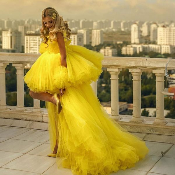 Robes de soirée jaunes Hi-Low élégantes robes de soirée à col transparent et perles à plusieurs niveaux volants en tulle plissées robe de bal formelle robe de fête d'anniversaire NE006