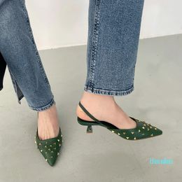 Gele hight hakken sandalen vrouwen puntige neus Comfor lage hakken kantoor schoenen zomer klinknagel slingback dames pompen