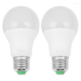 Jaune LED Bug Light Bulb 7W 60W Ampoules Équivalent Crépuscule Au Capteur Intelligent E26 2000K Auto On/Off
