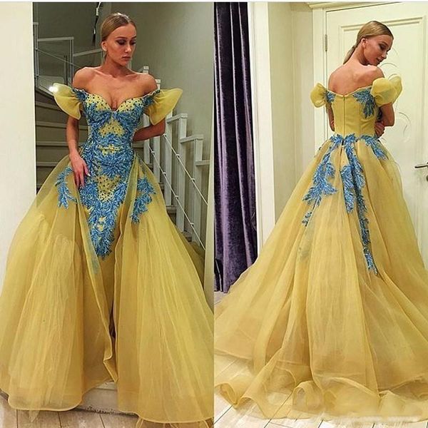 Robes de bal jaunes à épaules dénudées avec des appliques perlées bleues Tulle Overskirt Robes de soirée Sausi Arabia Femmes Robes de soirée formelles