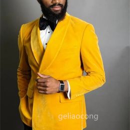 Blazer de terciopelo amarillo con estilo británico para hombre, chaqueta de traje informal de negocios, Terno Masculino, boda para hombre 220409