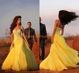 Vestidos de novia amarillo Tulle Pearl Pearl Longitud larga Cariño del hombro 2015 Vestidos de bailares con cremallera Back Bouth Vestido nupcial Free Shippin