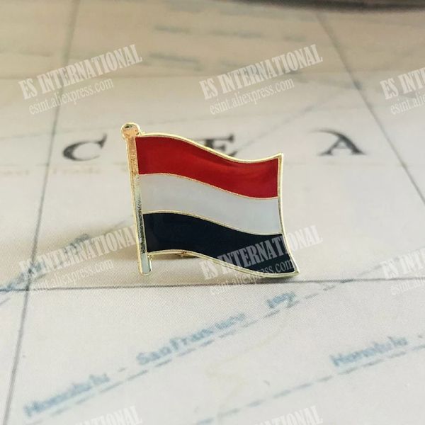 Yemen National Flag Bordery Patches Insignia Shield y Pin de forma cuadrada One Set en la mochila de la brazalete de tela Decoración de la mochila