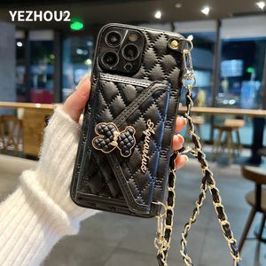 Yezhou2 Designer Telefoon Cover Case voor iPhone 13 Pro 12 11 Pro Max Classic Style Bear Card Wallet Cross Body Lanyard Smartphone Beschermingshoes met ketting