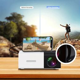 YG300 HighDefinition Portable Projector Charging Treasure Power Supply kan mobiele telefoons Computers koppelen Home Outdoor Use 240419