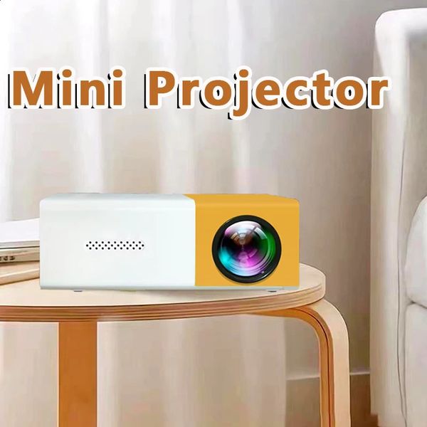 Mini projecteur de film portable YG300 adapté au camping en plein air Drivein Home cinéma avec une durée de vie de 30 000 heures 240125