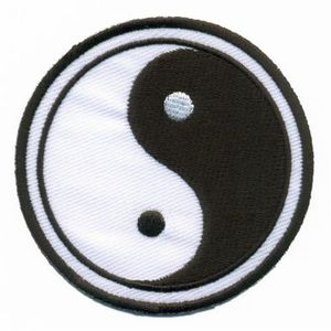 Yinyang Chinese opstrijk- of naai geborduurde patch voor borstomvang 2 5 inch 219 m